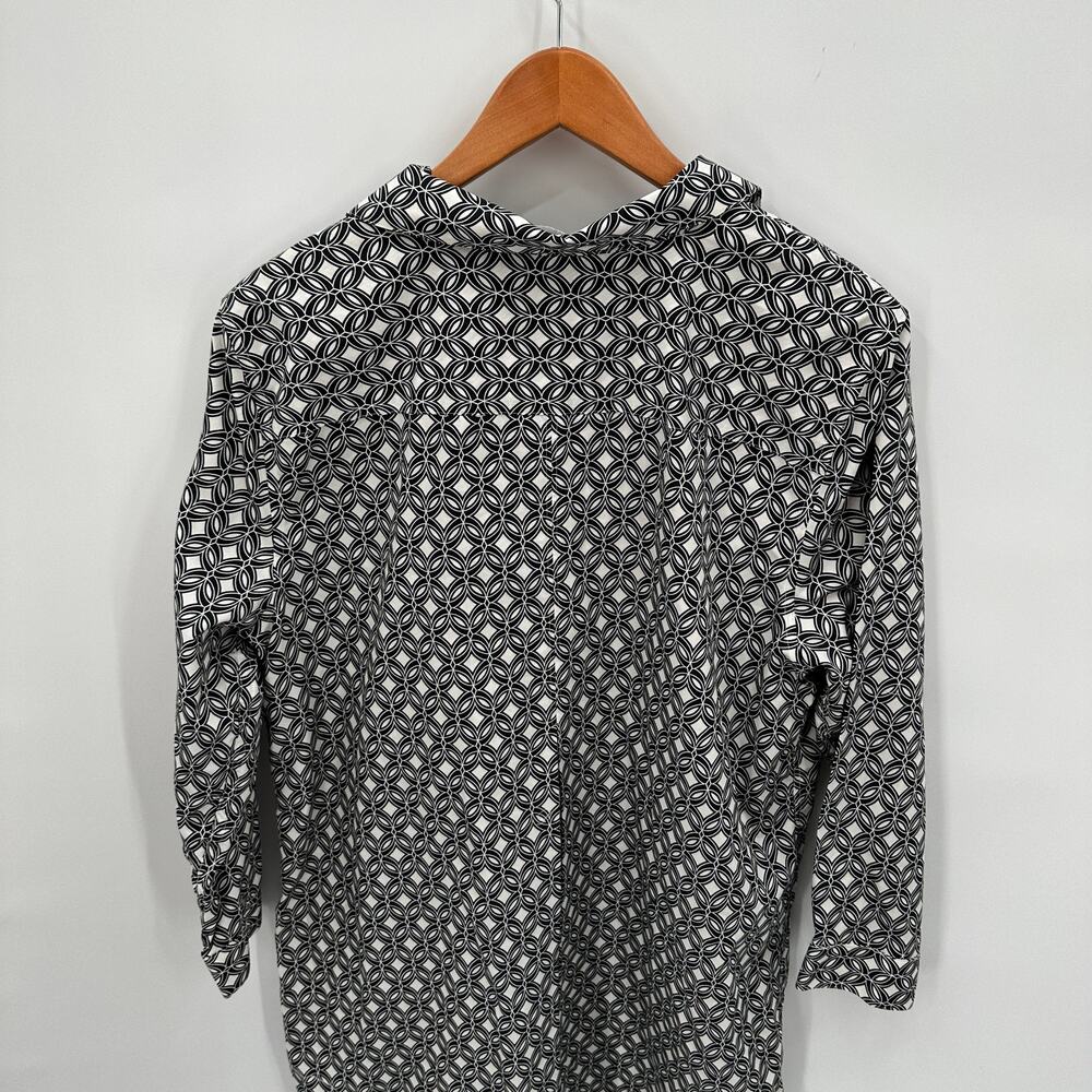 Chico's Black & White Pattern Button Down Collare… - image 7